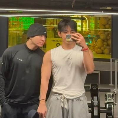 FOR MY PEACE OF MIND 🙏🏻
MAHAL ANG PITO, SA PITO LANG IIBIG PERO MAS MAHAL ANG TAEKOOK 🫣🤭💜💚