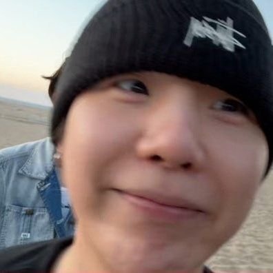 luvmygbangt's profile picture. D-DAY GOOD DAY | Bangtan Sonyeondan 🤍