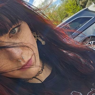 26 | she/her | certified mechanic
poly lesbian | desert rat ➡️ city girl
hrt 2/15/19✨️💅
