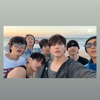 NishakyaL's profile picture. OT7.
Potterhead 💫