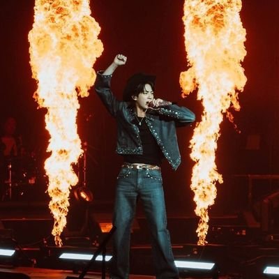 seokjin0603's profile picture. ☾ ⋆*･ﾟ:⋆*･when im with you, there is no one else｡˚ ☁️