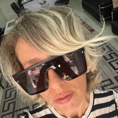 JuliannaTravel7's profile picture. Sziasztok, Julianna vagyok, Hurghadában élek és programok , túrák szervezésével, értékesitésével foglalkozom. Várlak benneteket a Sheraton streeten Hurghadában'