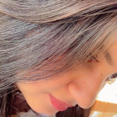 म बुझिने भाषा मा लेखिएको नबुझिने ग्रन्थ हुॅं धेरै ले पढ्ने प्रायस गर्छन् थोरै ले बुझ्ने सामार्थ्य राख्छन्😍😍