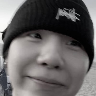 bi | 7 - 1 = 0 ━☆ | white hair yoongi enthusiast | 20250613, 20250713 ♡ |