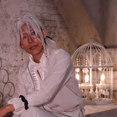 aknk用で好き勝手呟くしコスは捏造とかも出します👏タメ呼びしていただければタメ呼びで返します!基本は敬語かも?🤔170〜177cm🕯してます