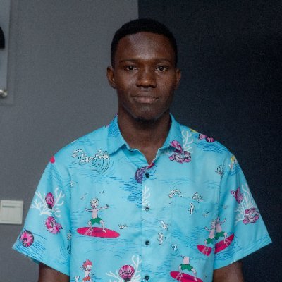 Fredluggard's profile picture. Arsenal FC 💯 || Frontend Developer || 
I always follow back ✌️ || My tweets are my opinion 🎤  ||  Ambidextrous 💪