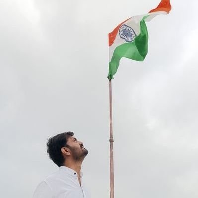 Research Scholar | Socialist | Interest in investing| Believe in humanity| love 🌿🍃| congress supporter |
fev. politician @RahulGandhi