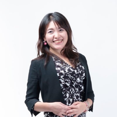 MakeLife_chica's profile picture. 自分で考える力を育て、親子の笑顔あふれる社会に🍒片づけ＆方眼ノート→ママ起業家育成＆キャリア支援📙畝傍高→京都薬科大→薬剤師→臨床開発→PV安全性→セミナー講師📓のべ7000人受講/算命学/ライブドア公式ブロガー/旧盛和塾/反グローバリズム📚著書『そうじ嫌いでも部屋がずっとキレイな収納のきほん』KADOKAWA