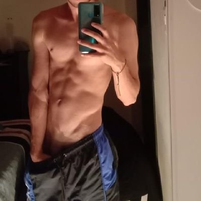 cam66981's profile picture. hola me llamo Andrés y tengon 20cm de puro amor  para dar xD