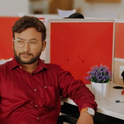 भारत भूमि सर्वोपरि
जिला अध्यक्ष
हिन्दू रक्षा दल🚩
#हौंडा_शेरनी_शब्द_का_जनक