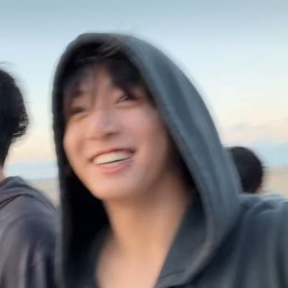 bangtan, bp ve psikopat bir sekilde 2022 ozleyicisi
@bowwow_bam eternal boy⭐️🗝