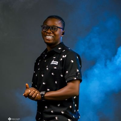 High school graduate
Studying BIT @Starz University
Photographer at King Flash Photo Studio Liberia 🇱🇷