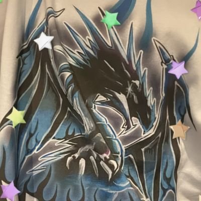 しがないコックですが、乃木坂の与田ちゃんや、元SMAPの中居君に、料理提供経験あり。
人生最大の自慢は、天皇·皇后両殿下に料理提供ありです。