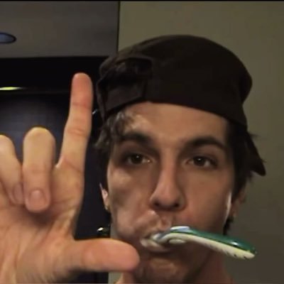 oldreclliners's profile picture. Supercalifragilisticexpialidocious