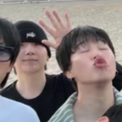 Lumina_86's profile picture. BTS Fan Acct • She/Her • ARMY 💜 🐥🐱🐰Biased But wrecked by OT7 DAILY 🤍💜 ISFJ ✨38 ‼️IF YOU’RE NOT OT7 DNI!!!‼️