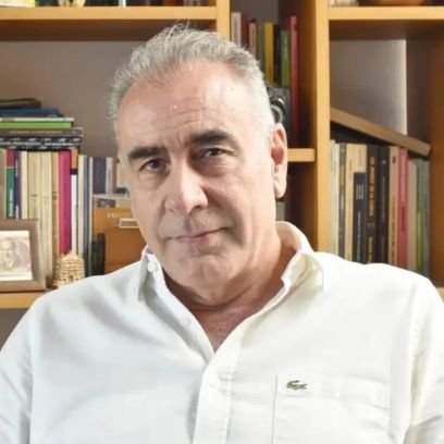 Psicólogo (UNR). Consultor político. Docente Universitario (UNNOBA. UNSADA)
postgrado en comunicación política (UBA) Políticas públicas (UNLP)