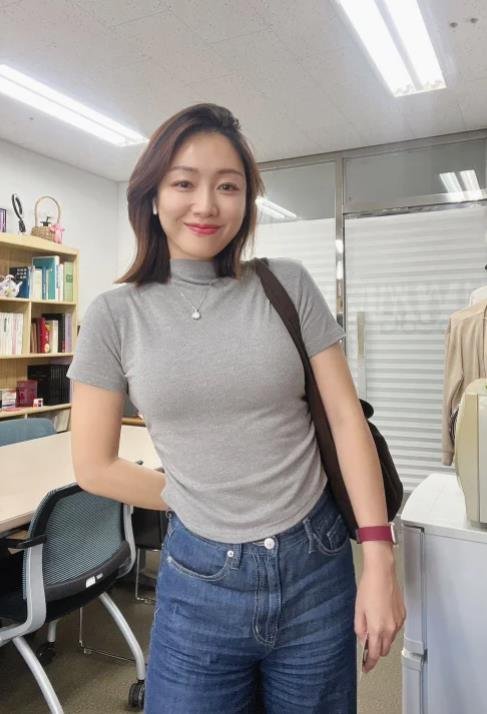 Lo0gUs3KXW2822's profile picture. 姉は狭いですが、確認してください。