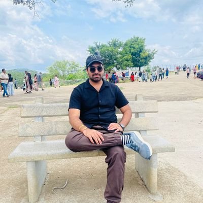 SiddharthP21487's profile picture. 💻 Java Developer | ☁️ Cloud Enthusiast | 🐍 Python | 🤖 AI Enthusiast