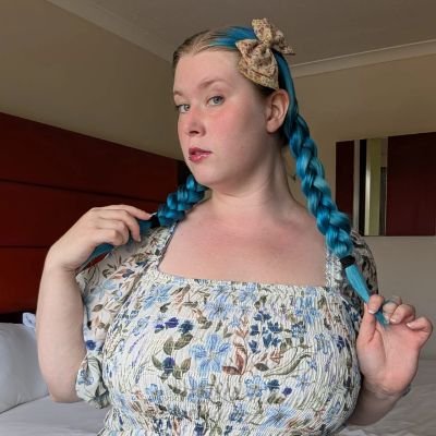 18+ | 🏴 | https://t.co/38lPSsOzjF | https://t.co/sO4G9De0Xv |