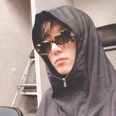 beyourbluesep's profile picture. รอบังทันคัมแบคอย่างใจเย็น เหรอ