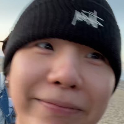 I'm 26 | Yoonkook š±š° | BTS made my life happierš... when I say hospital is bc I work there š I study med school. she/her.