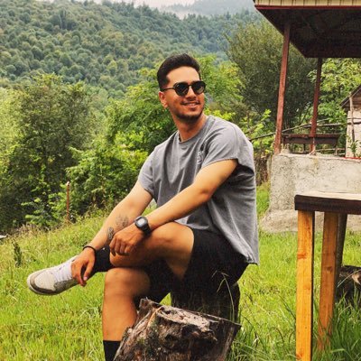 Sinaab_'s profile picture. 