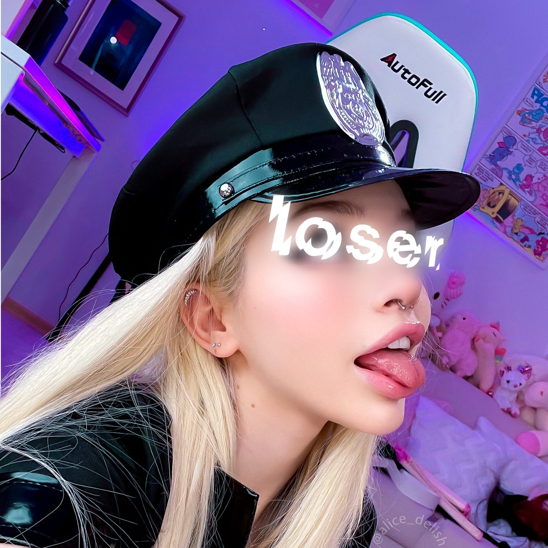 𝐁𝐫𝐨𝐤𝐞𝐧, 𝐄𝐦𝐩𝐭𝐢𝐞𝐝, and 𝐎𝐰𝐧𝐞𝐝 by
@XgoddessAlice🎀⛓️
Now I’m just Her little dopamine-drained clickpet 💻👣
click here to be infected : https://t.co/IY6SnIffOz