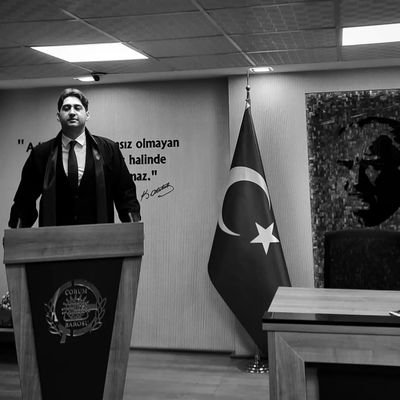 zaruretimefkure's profile picture. Avukat | Şeref Vapuru Yolcusu