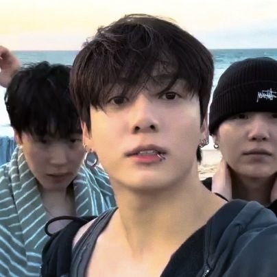 @ShawnMendes follows me | 2army ot7 jikooker