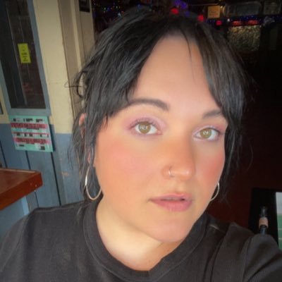 Slut4Gonzo's profile picture. 🔮👽🖤Tarot. Crystals. Just your local strip club bartender with a love for Hunter S Thompson.
