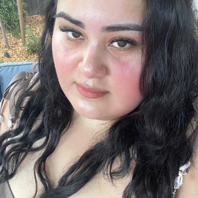 Body positive 💛Fluffy timid cotton candy 🥰 SSBBW and proud 💁🏻♀️