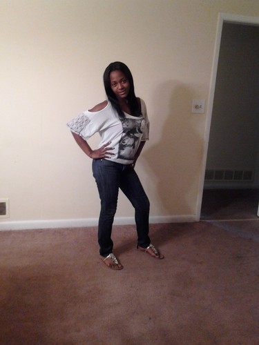 Dat_Girl_Tweet's profile picture. lik to get mula,m.o.b shit,dont fuk wit to many people cause dnt have time for the drama....#anything else feel free to ask