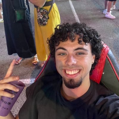 Paugmz100's profile picture. 