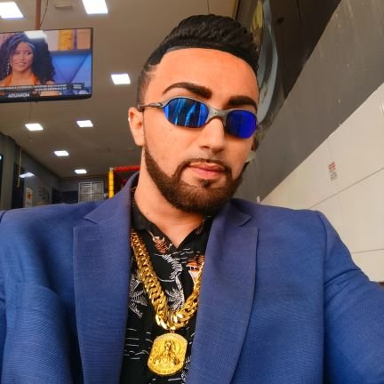 Ex-Bombeiro do Programa Eliana
Chama o bombeiro 🧯🔥
Brazillian 🇧🇷
27 years
Virginiano♍