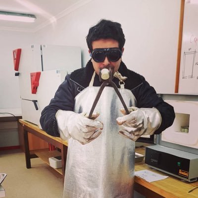 CarlosIgnacioMV's profile picture. Científico y poeta.