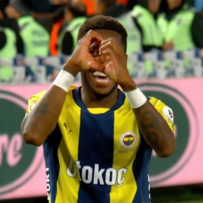 🇹🇷Fenerbahçe Spor Kulübü🇹🇷 🇵🇱National🇵🇱 自称種類物2年理系男子 横浜国立大学志望です! 自称種類物に通ってるのでお手柔らかにお願いします ユーフォ見てます
