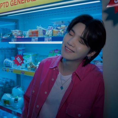 Fan Account
𝐅𝐮𝐭𝐮𝐫𝐞'𝐬 𝐠𝐨𝐧𝐧𝐚 𝐛𝐞 𝐨𝐤𝐚𝐲
#Minbdiary || #MinbShop || รีวิว #Minbreview
ถ้าได้ Capsule Album D-DAY จะเป็นมัมยุนกิ 1 ปี😔