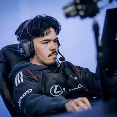 21 🇺🇸 Pro Marvel Rivals DPS for @100Thieves / https://t.co/YKIFYHrXDa