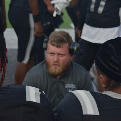 Hammond Central High School Head Football Coach GO WOLVES P.E. Teacher. coachmilby34@gmail.com #AllGasNoBrakes Love 💙 @cheeyeenne08_1.