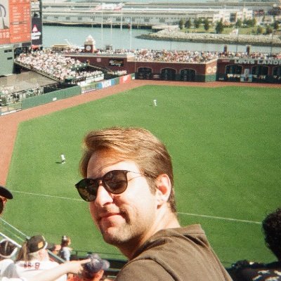 licorice_piazza's profile picture. swampland dodger fan