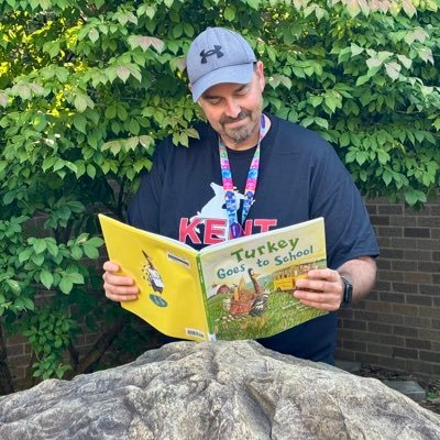 LMS at Davey and Walls ES, Book Creator Certified Author and L1 Google Certified Educator.