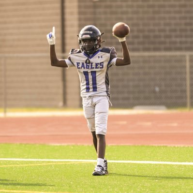 c/o 2029 5’6 WR/DB new caney highschool football/basketball email:cjparsons966@gmail.com