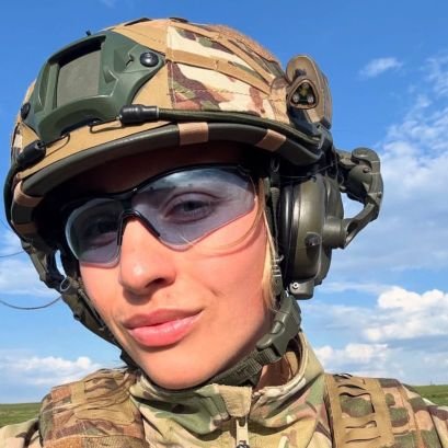 Я український воїн, ми захищаємо наших матерів, дружин, дітей і весь світ свободи💛💙🙏
