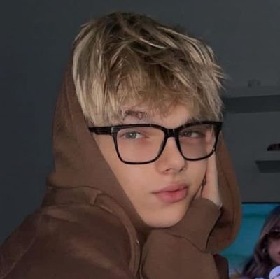 #gay I am looking for a very serious relationship that can last forever 🏳️🌈🏳️🌈🏳️🌈🏳️🌈🏳️🌈🌈🌈🌈💕