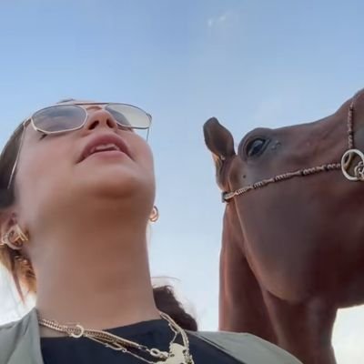 بأي حق نبحث عن أشياء دائمة
والحياة بحد ذاتها مؤقتة !