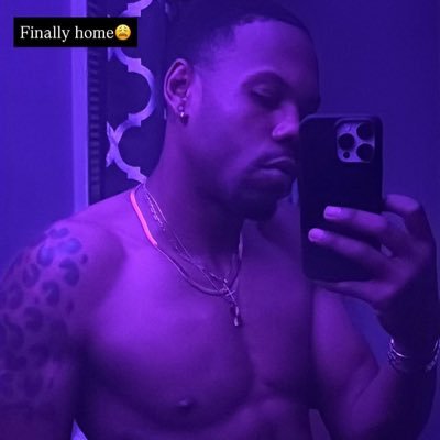 ImanShakree's profile picture. Trinidadian 🇹🇹 27 NJ