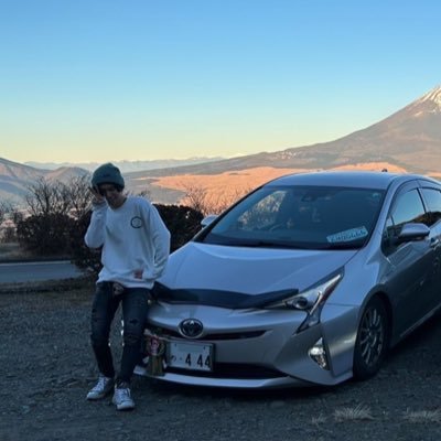 dolphin_y73's profile picture. ゲーム垢/メイン『PUBG』|RAF所属|中の下くらいのレベル|4本指|KR|リリース〜/無言フォロー🙇‍♂️