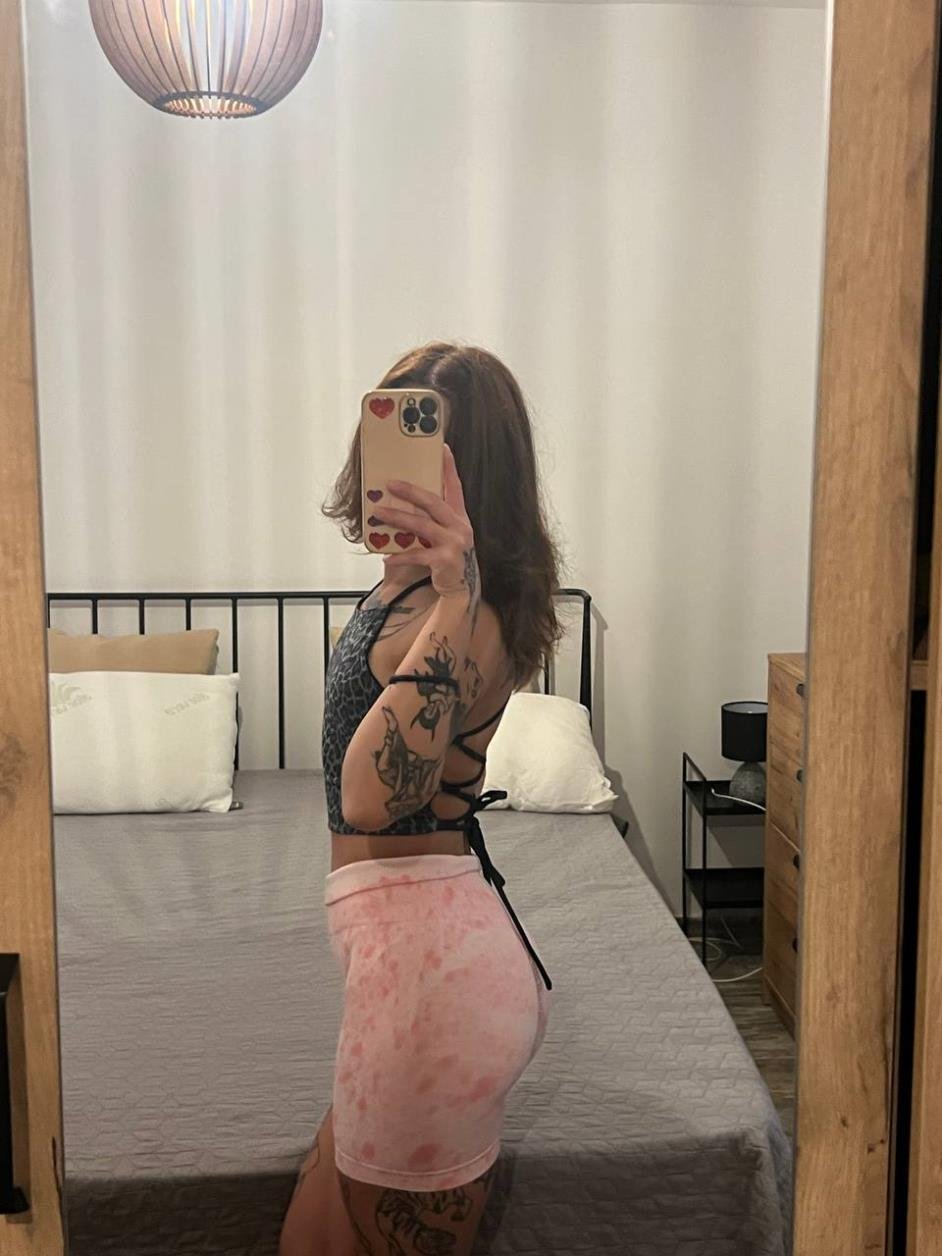 LegionsTri58629's profile picture. chaos with a cute face 😇
Peep me on my main account:  @lena_lifts