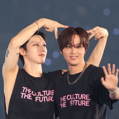 🐈⬛ ✧ 🐑 ✧ 🍑 ✧ ☀️
⇢ infp
⇢ nctzen through and through
⇢ music, books, anime, games
⇢ be you, be unique, be crazy- you're beautiful!
⇢ @bemy4ever10vely