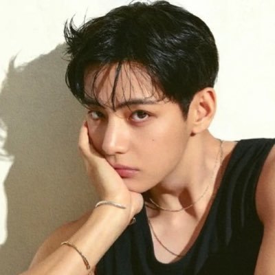 ddevvr's profile picture. for #방탄소년단 & #엔하이픈